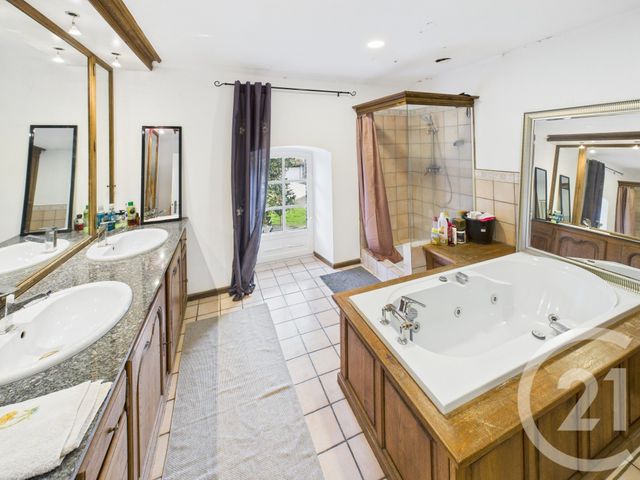 maison à vendre - 13 pièces - 355.0 m2 - EPERNON - 28 - CENTRE - Century 21 Universal Demeure