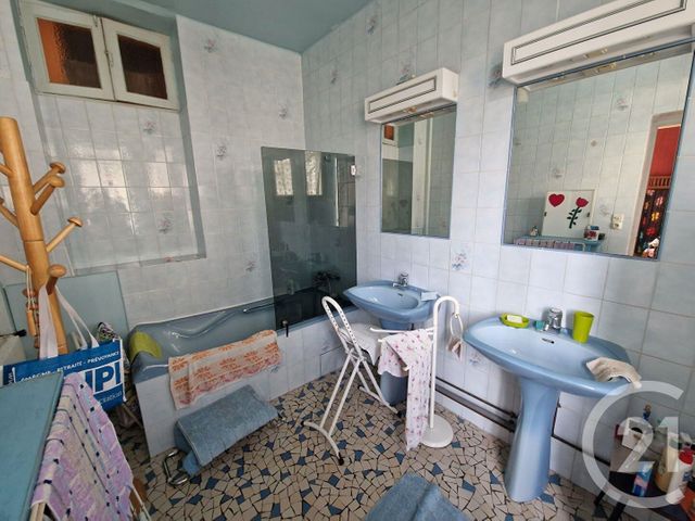 maison à vendre - 5 pièces - 116.0 m2 - MAINTENON - 28 - CENTRE - Century 21 Universal Demeure