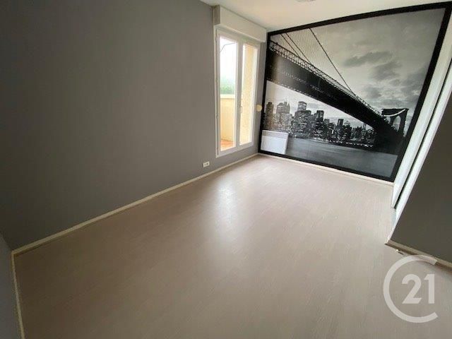 Appartement Duplex à vendre - 3 pièces - 72.93 m2 - MAINTENON - 28 - CENTRE - Century 21 Universal Demeure