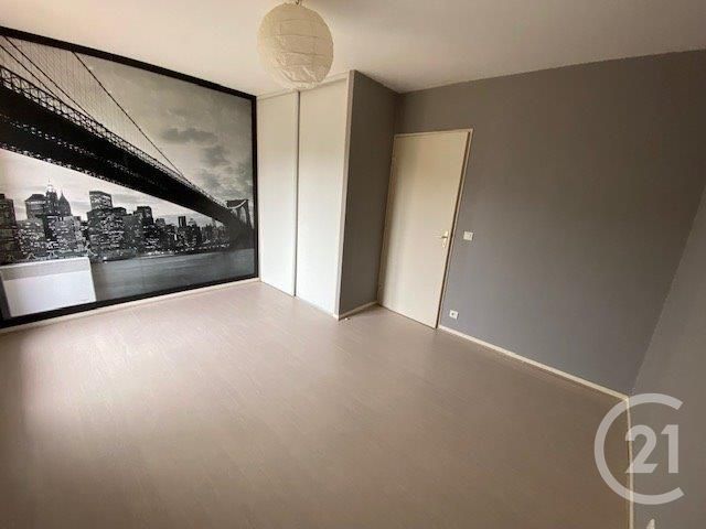Appartement Duplex à vendre - 3 pièces - 72.93 m2 - MAINTENON - 28 - CENTRE - Century 21 Universal Demeure