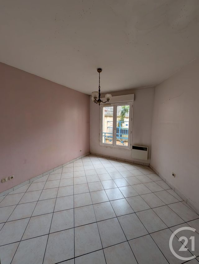 Appartement F4 à vendre - 4 pièces - 72.98 m2 - EPERNON - 28 - CENTRE - Century 21 Universal Demeure
