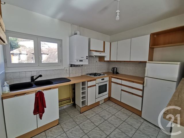 Appartement F3 à vendre - 3 pièces - 58.75 m2 - EPERNON - 28 - CENTRE - Century 21 Universal Demeure