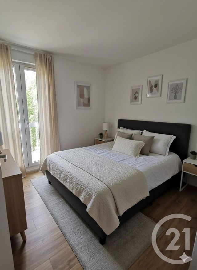 Appartement F3 à vendre - 3 pièces - 62.87 m2 - EPERNON - 28 - CENTRE - Century 21 Universal Demeure