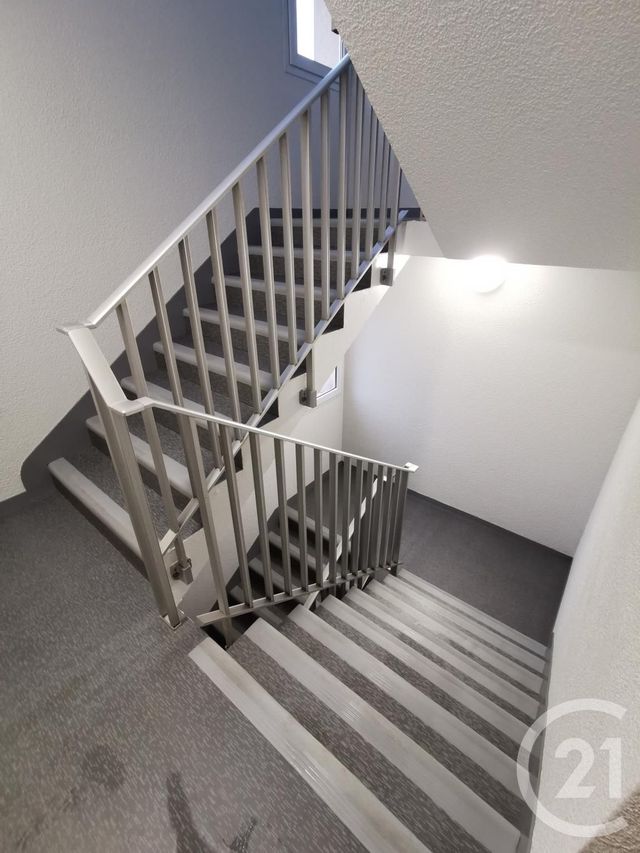 Appartement F3 à vendre - 3 pièces - 62.87 m2 - EPERNON - 28 - CENTRE - Century 21 Universal Demeure