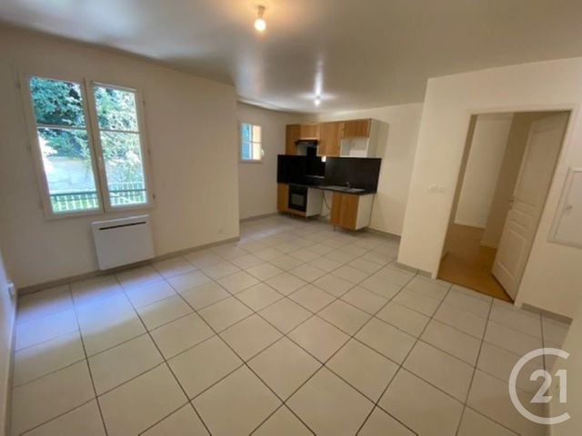 Appartement F2 à vendre - 2 pièces - 40.23 m2 - EPERNON - 28 - CENTRE - Century 21 Universal Demeure