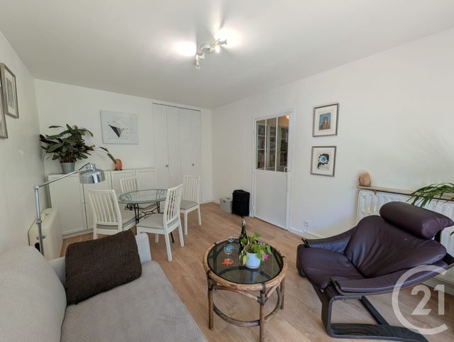 Appartement F2 à vendre - 2 pièces - 39.59 m2 - EPERNON - 28 - CENTRE - Century 21 Universal Demeure