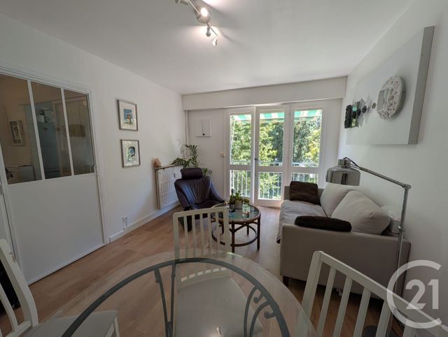 Appartement F2 à vendre - 2 pièces - 39.59 m2 - EPERNON - 28 - CENTRE - Century 21 Universal Demeure