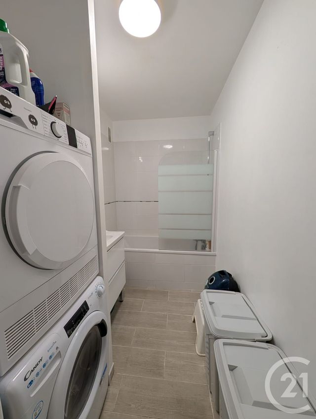 Appartement F2 à vendre - 2 pièces - 39.59 m2 - EPERNON - 28 - CENTRE - Century 21 Universal Demeure