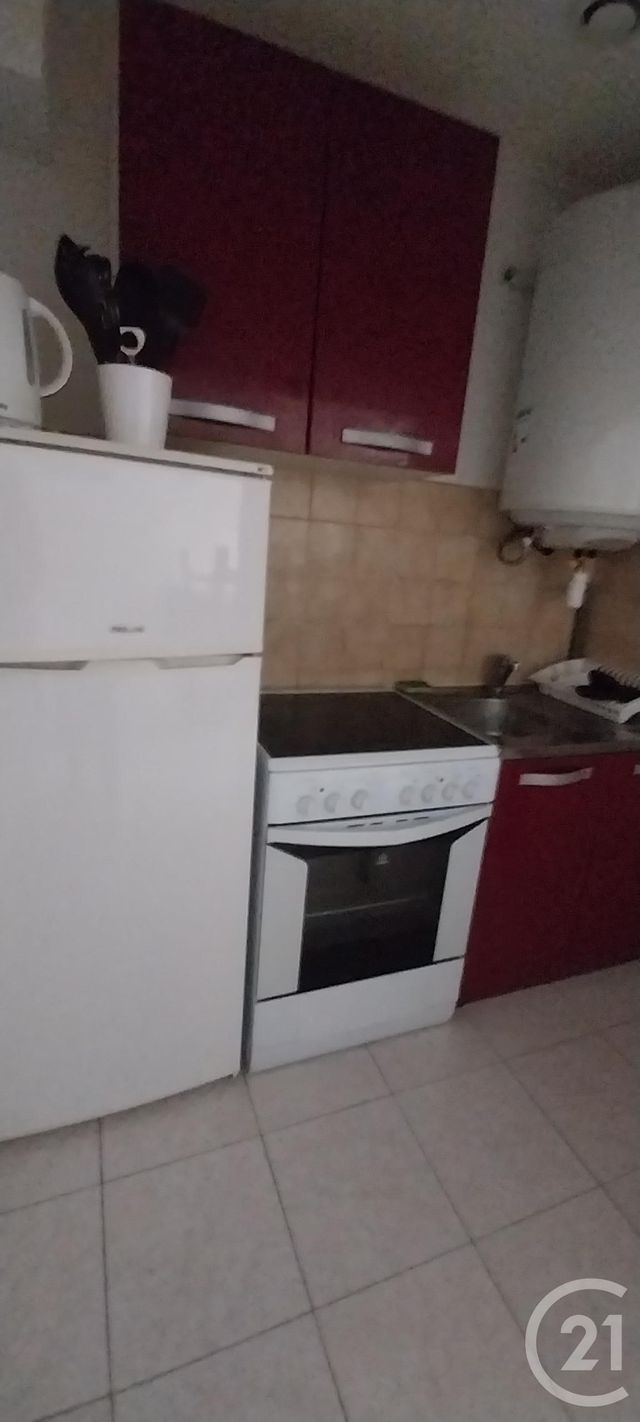 Appartement F1 à vendre - 1 pièce - 22.0 m2 - RAMBOUILLET - 78 - ILE-DE-FRANCE - Century 21 Universal Demeure