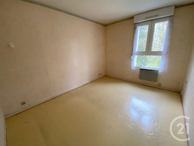 Appartement F3 à vendre - 3 pièces - 83.95 m2 - EPERNON - 28 - CENTRE - Century 21 Universal Demeure