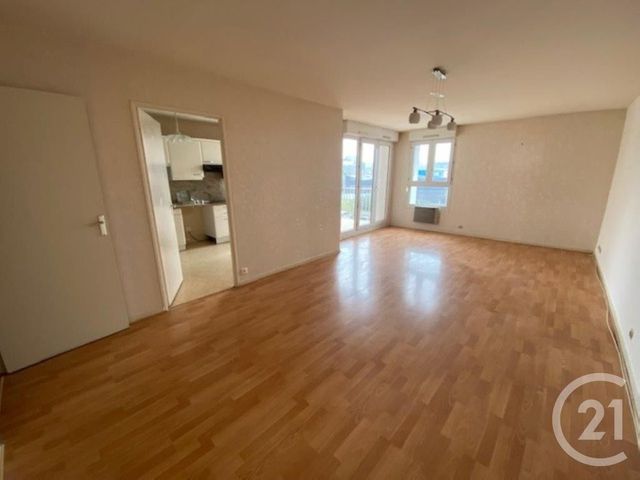 Appartement F3 à vendre - 3 pièces - 83.95 m2 - EPERNON - 28 - CENTRE - Century 21 Universal Demeure