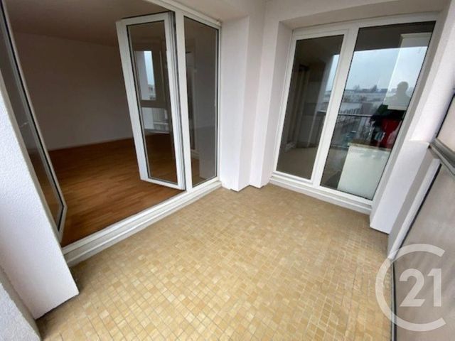 Appartement F3 à vendre - 3 pièces - 83.95 m2 - EPERNON - 28 - CENTRE - Century 21 Universal Demeure