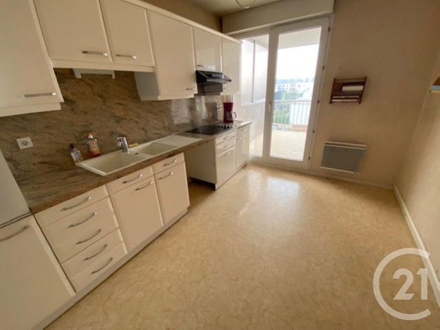 Appartement F3 à vendre - 3 pièces - 83.95 m2 - EPERNON - 28 - CENTRE - Century 21 Universal Demeure