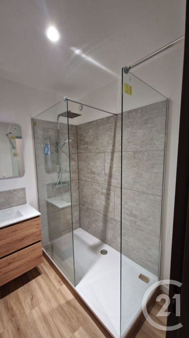 Appartement F2 à vendre - 2 pièces - 45.61 m2 - MAINTENON - 28 - CENTRE - Century 21 Universal Demeure