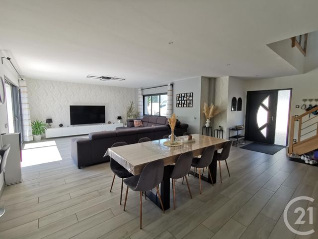 maison à vendre - 7 pièces - 171.0 m2 - EPERNON - 28 - CENTRE - Century 21 Universal Demeure