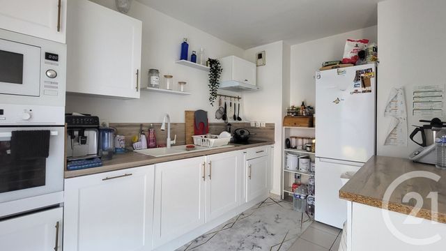 Appartement F3 à vendre - 3 pièces - 76.05 m2 - EPERNON - 28 - CENTRE - Century 21 Universal Demeure