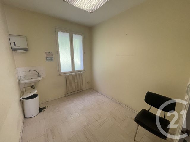 maison à vendre - 9 pièces - 150.0 m2 - EPERNON - 28 - CENTRE - Century 21 Universal Demeure