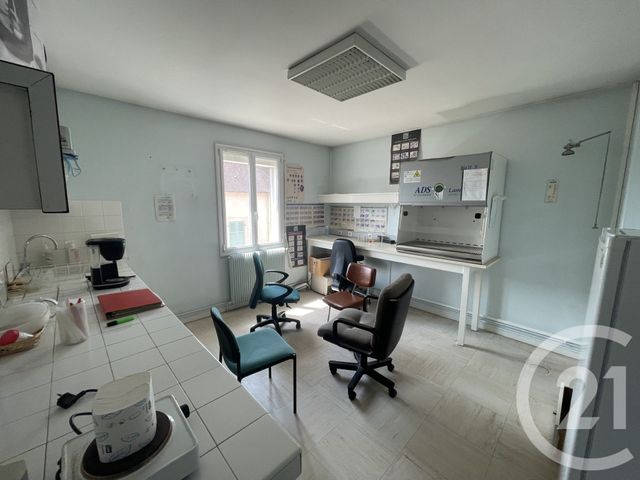 maison à vendre - 9 pièces - 150.0 m2 - EPERNON - 28 - CENTRE - Century 21 Universal Demeure