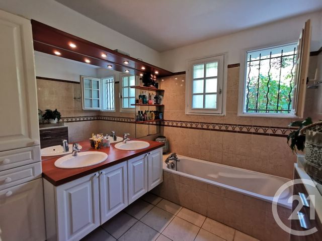 maison à vendre - 9 pièces - 157.0 m2 - EPERNON - 28 - CENTRE - Century 21 Universal Demeure