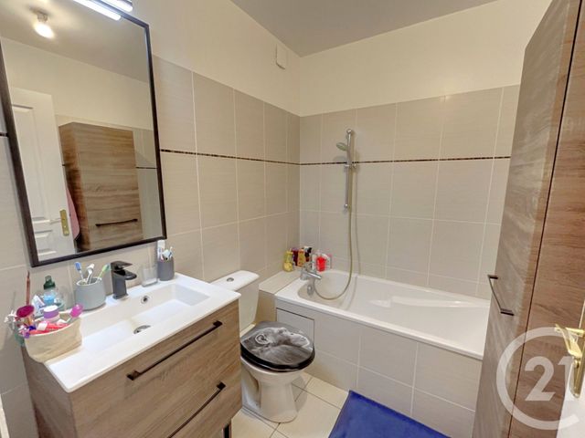 maison à vendre - 6 pièces - 101.24 m2 - MAINTENON - 28 - CENTRE - Century 21 Universal Demeure