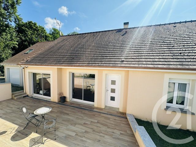 maison à vendre - 8 pièces - 162.0 m2 - AUNEAU BLEURY ST SYMPHORIEN - 28 - CENTRE - Century 21 Universal Demeure