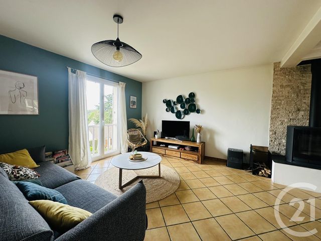 Afficher la photo en grand maison à vendre - 7 pièces - 142.0 m2 - ST ARNOULT EN YVELINES - 78 - ILE-DE-FRANCE - Century 21 Universal Demeure