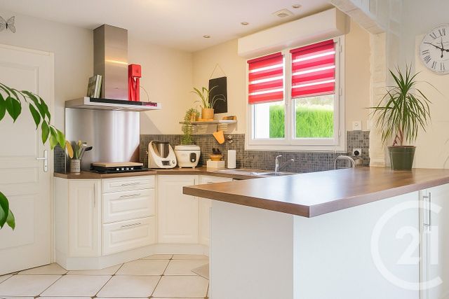 maison à vendre - 8 pièces - 162.0 m2 - PIERRES - 28 - CENTRE - Century 21 Universal Demeure