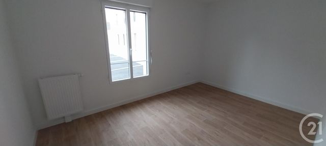 Appartement F4 à vendre - 4 pièces - 72.4 m2 - EPERNON - 28 - CENTRE - Century 21 Universal Demeure