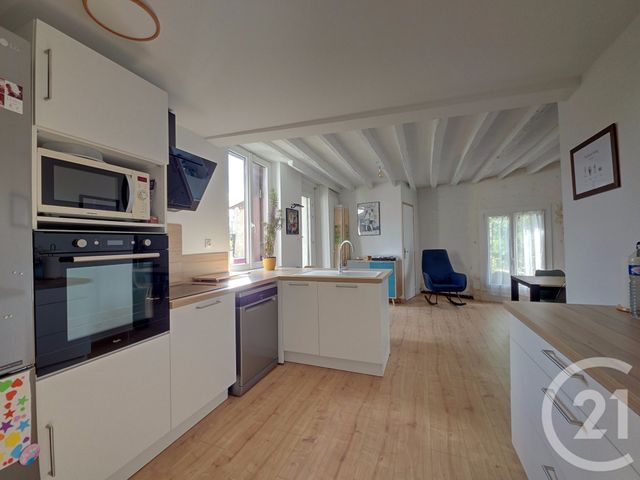 Appartement F4 à vendre - 4 pièces - 105.52 m2 - MAINTENON - 28 - CENTRE - Century 21 Universal Demeure