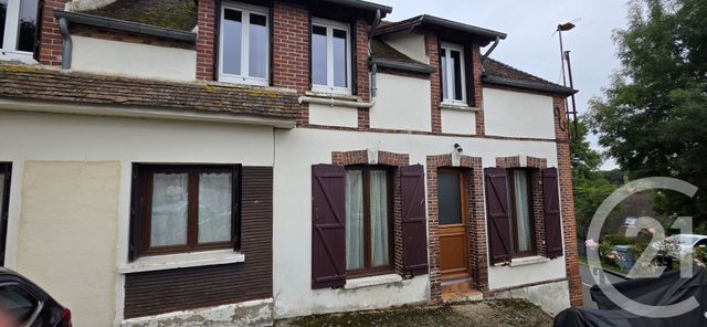 Appartement F4 à vendre - 4 pièces - 105.52 m2 - MAINTENON - 28 - CENTRE - Century 21 Universal Demeure