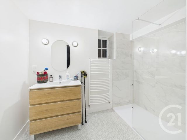 maison à vendre - 9 pièces - 173.0 m2 - NOGENT LE ROI - 28 - CENTRE - Century 21 Universal Demeure