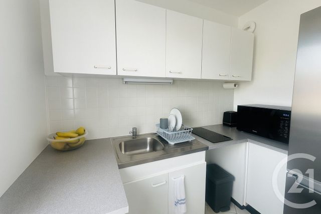 Appartement F1 à vendre - 1 pièce - 26.6 m2 - EPERNON - 28 - CENTRE - Century 21 Universal Demeure