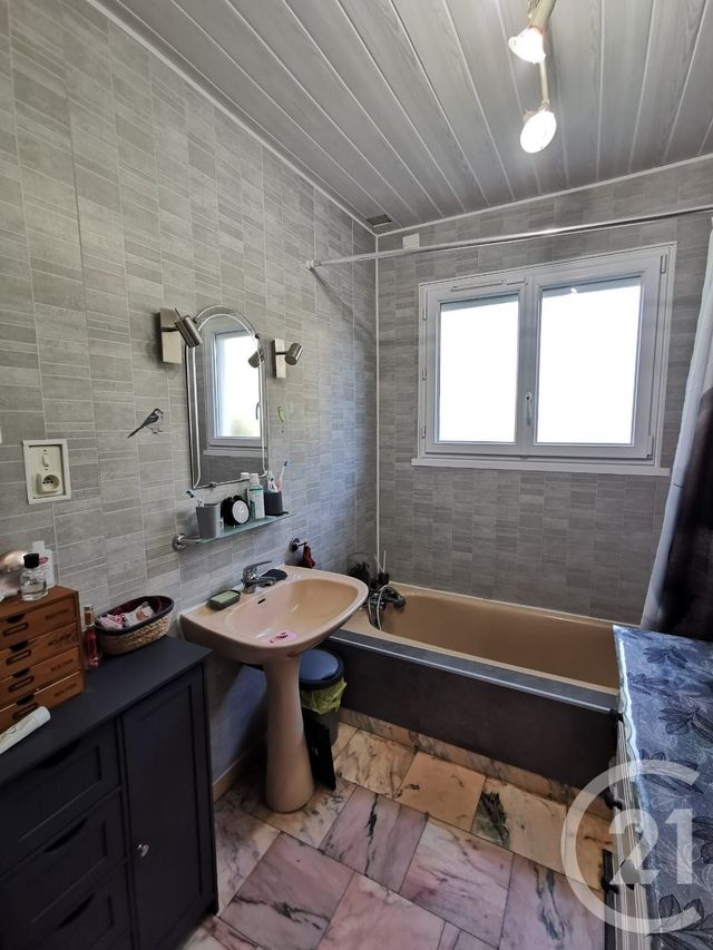 maison à vendre - 8 pièces - 144.0 m2 - EPERNON - 28 - CENTRE - Century 21 Universal Demeure