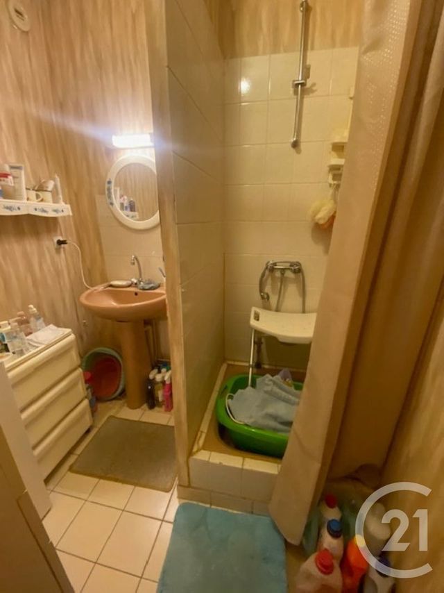 Appartement F2 à vendre - 2 pièces - 37.73 m2 - NOGENT LE ROI - 28 - CENTRE - Century 21 Universal Demeure