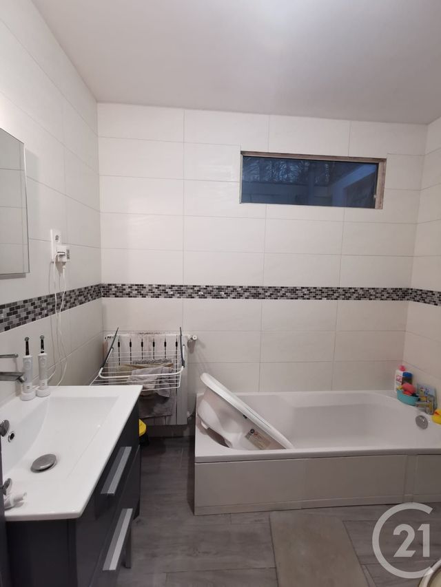 maison à vendre - 4 pièces - 60.0 m2 - EPERNON - 28 - CENTRE - Century 21 Universal Demeure