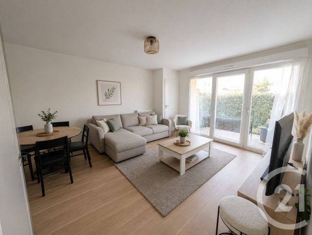 Appartement F2 à vendre - 2 pièces - 43.07 m2 - EPERNON - 28 - CENTRE - Century 21 Universal Demeure