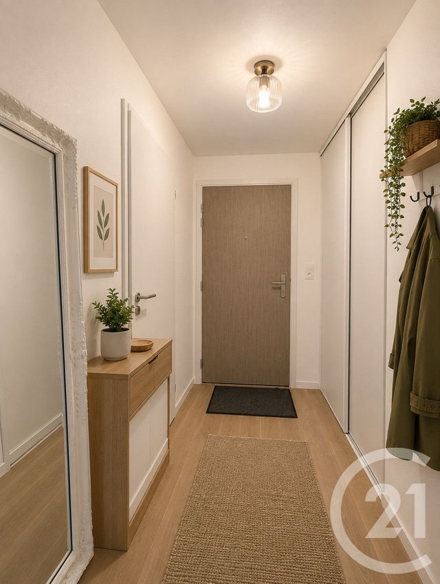 Appartement F2 à vendre - 2 pièces - 43.07 m2 - EPERNON - 28 - CENTRE - Century 21 Universal Demeure