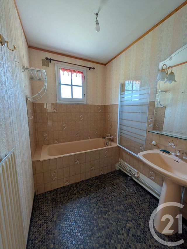 maison à vendre - 6 pièces - 100.0 m2 - EPERNON - 28 - CENTRE - Century 21 Universal Demeure