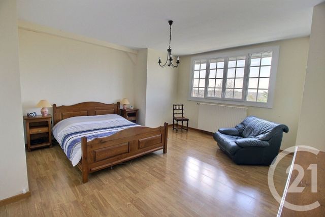 maison à vendre - 8 pièces - 174.21 m2 - NOGENT LE ROI - 28 - CENTRE - Century 21 Universal Demeure