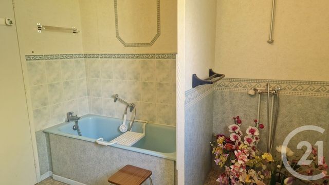 maison à vendre - 7 pièces - 152.0 m2 - MAINTENON - 28 - CENTRE - Century 21 Universal Demeure