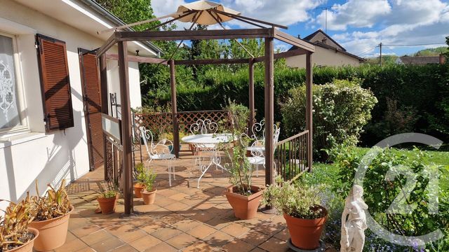 maison à vendre - 7 pièces - 152.0 m2 - MAINTENON - 28 - CENTRE - Century 21 Universal Demeure