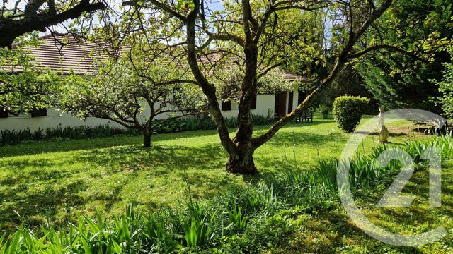 maison à vendre - 7 pièces - 152.0 m2 - MAINTENON - 28 - CENTRE - Century 21 Universal Demeure
