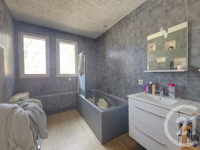 maison à vendre - 6 pièces - 136.0 m2 - MAINTENON - 28 - CENTRE - Century 21 Universal Demeure