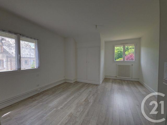 maison à vendre - 5 pièces - 135.0 m2 - MAINTENON - 28 - CENTRE - Century 21 Universal Demeure