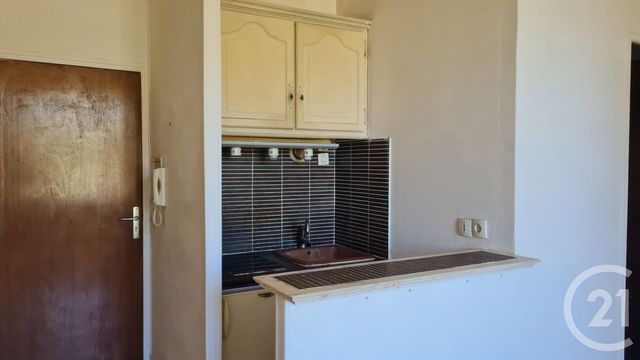 Appartement Studio à vendre - 1 pièce - 17.89 m2 - MAINTENON - 28 - CENTRE - Century 21 Universal Demeure