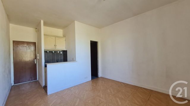 Appartement Studio à vendre - 1 pièce - 17.89 m2 - MAINTENON - 28 - CENTRE - Century 21 Universal Demeure