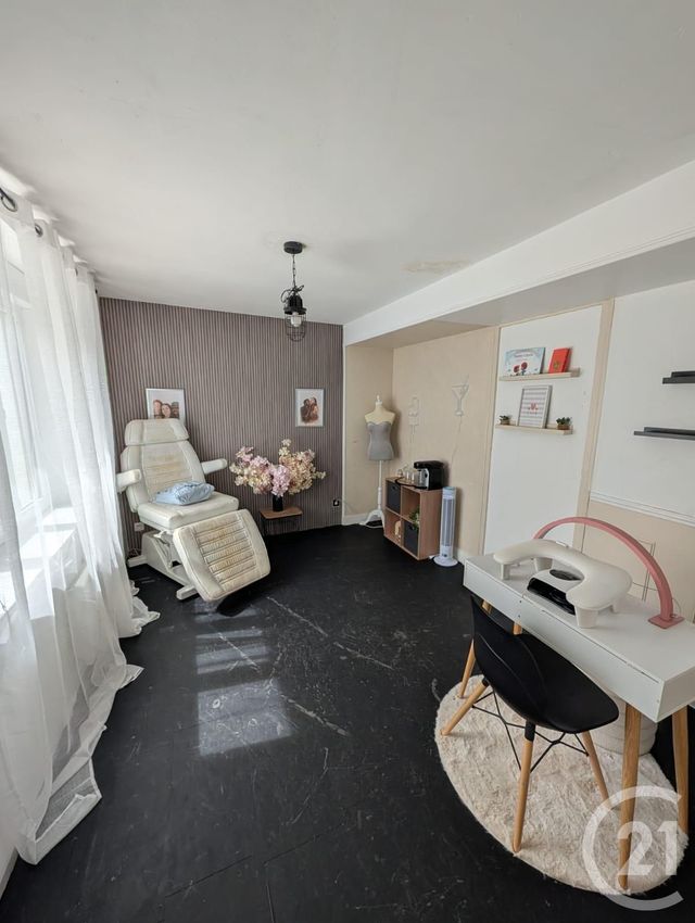 maison à vendre - 5 pièces - 120.0 m2 - MAINTENON - 28 - CENTRE - Century 21 Universal Demeure
