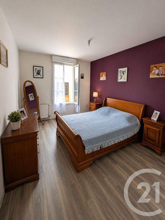 Appartement F2 à vendre - 2 pièces - 54.18 m2 - EPERNON - 28 - CENTRE - Century 21 Universal Demeure