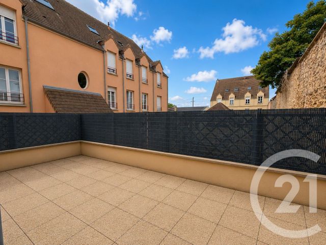 Appartement F2 à vendre - 2 pièces - 54.18 m2 - EPERNON - 28 - CENTRE - Century 21 Universal Demeure