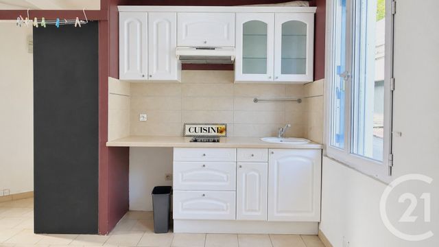 Appartement F2 à vendre - 2 pièces - 30.23 m2 - EPERNON - 28 - CENTRE - Century 21 Universal Demeure